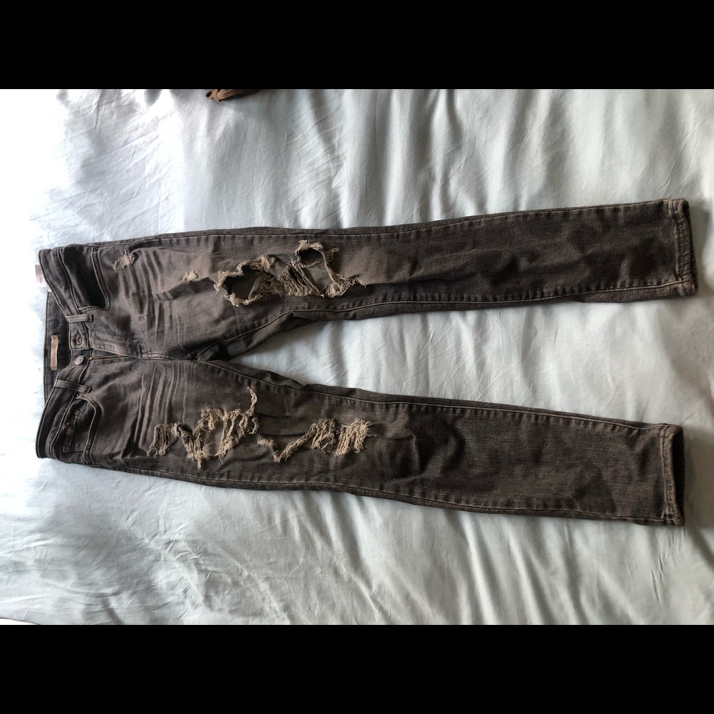Levi’s distressed 721 Skinny Grey jeans